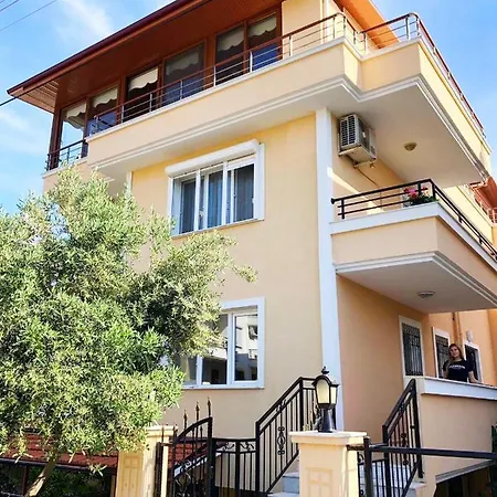 Izmir/ozdere Deniz Ve Orman Manzarali Ev * 奥兹德雷
